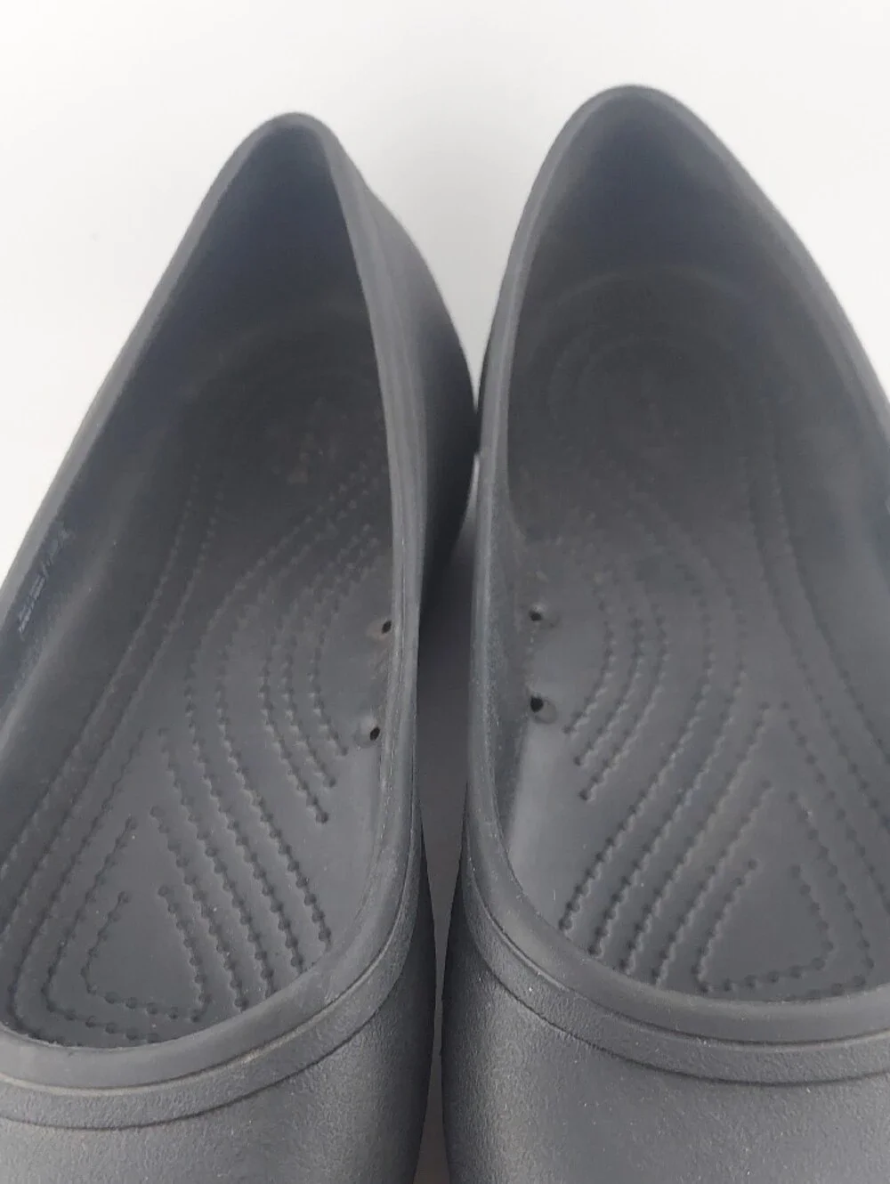 Crocs Women's Black Rubber Slip-On Flats Size 10 W